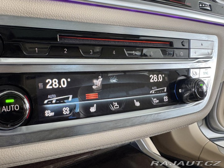 BMW 7 730d xDrive*Laser*Dověry* 2016