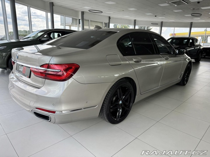 BMW 7 730d xDrive*Laser*Dověry* 2016