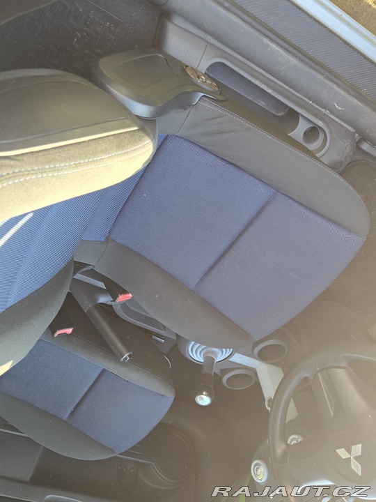 Mitsubishi Colt 2006
