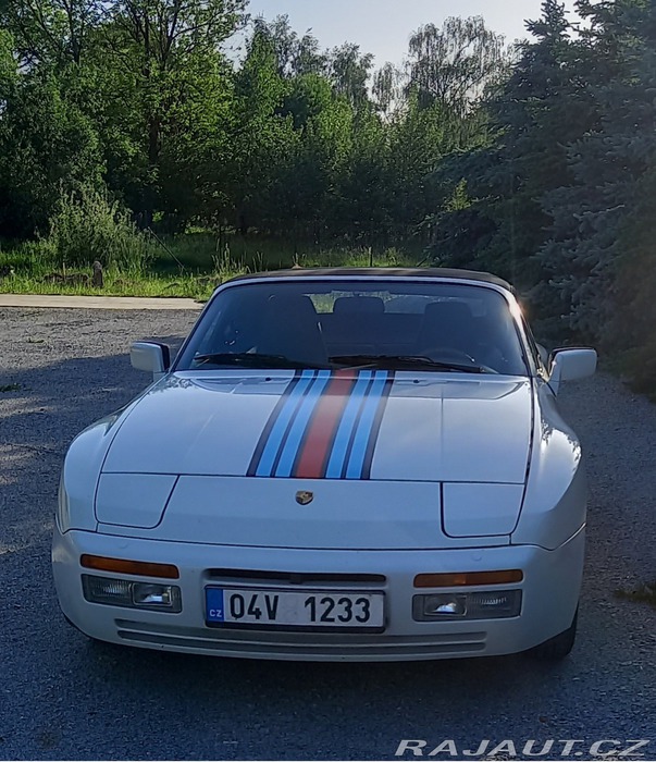 Porsche 944 S2