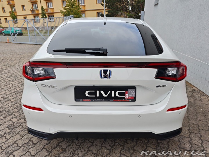 Honda Civic 2.0 e:HEV SPORT SKLADEM 2026