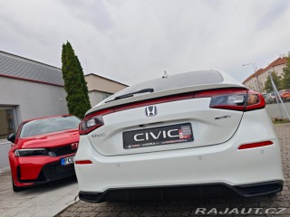 Honda Civic 2.0 e:HEV SPORT SKLADEM 2026
