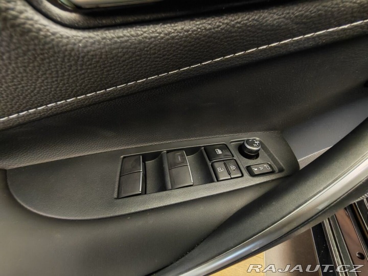 Toyota Corolla Touring Sports 2.0 Hybrid 2026