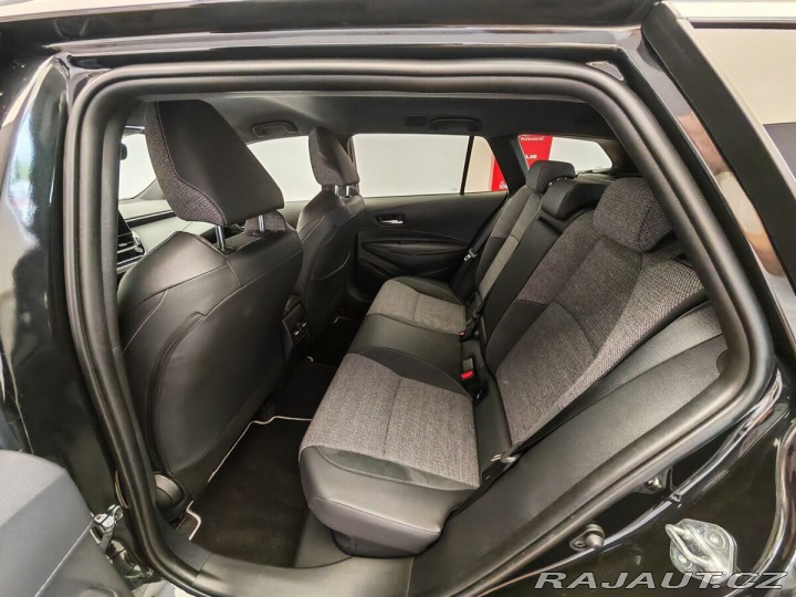 Toyota Corolla Touring Sports 2.0 Hybrid 2026