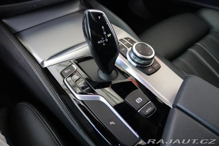 BMW 5 530D XDRIVE TOUR G31 M-PA 2020
