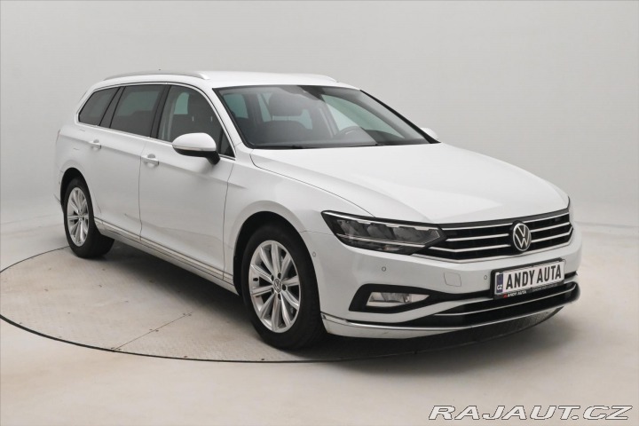 Volkswagen Passat 2,0 TDI 110 kW DSG ELEGAN 2023