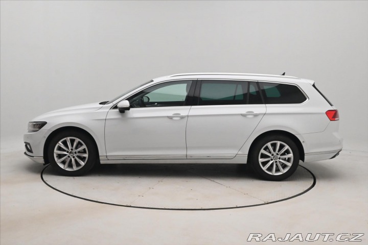 Volkswagen Passat 2,0 TDI 110 kW DSG ELEGAN 2023