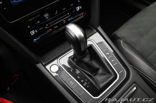 Volkswagen Passat 2,0 TDI 110 kW DSG ELEGAN 2023