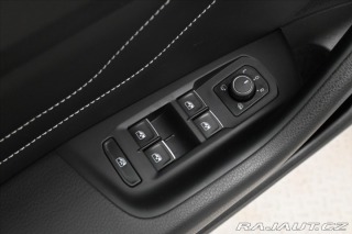 Volkswagen Passat 2,0 TDI 110 kW DSG ELEGAN 2023