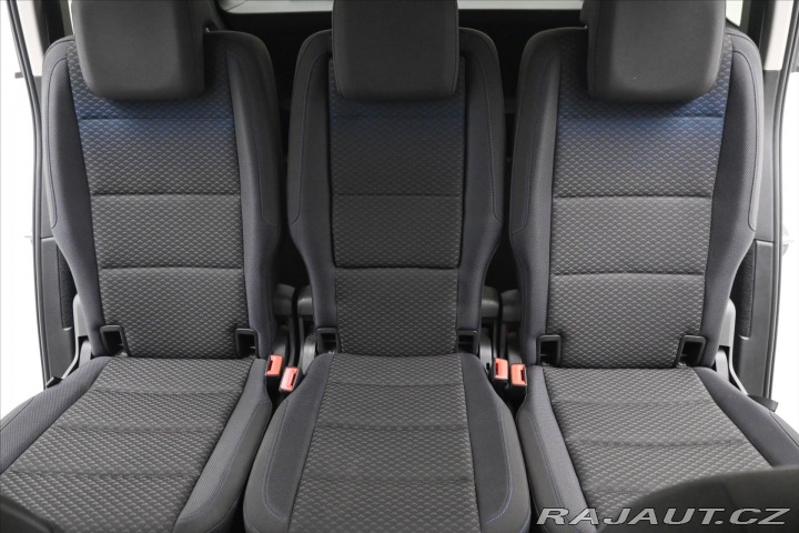 Volkswagen Touran 2,0 TDI 110kW TAŽNÉ LED Z 2020