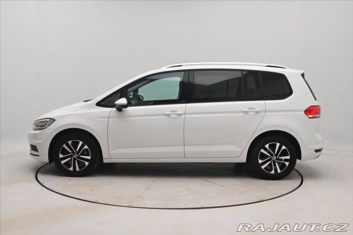 Volkswagen Touran 2,0 TDI 110kWTAŽNÉ LED Zá 2020