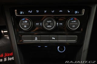 Volkswagen Touran 2,0 TDI 110 KW TAŽNÉ LED 2020