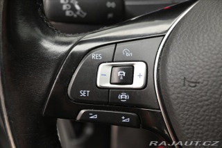 Volkswagen Touran 2,0 TDI 110 KW TAŽNÉ LED 2020