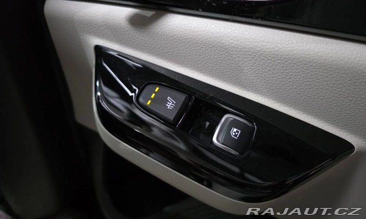 Kia Carnival NOBLESSE 3.5V6 2021