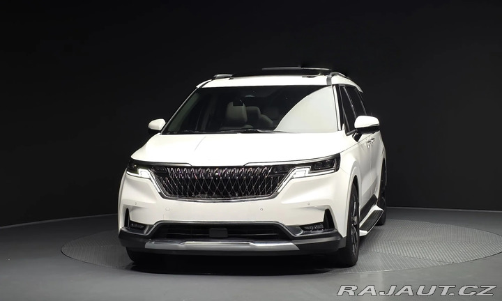 Kia Carnival NOBLESSE 3.5V6 2021