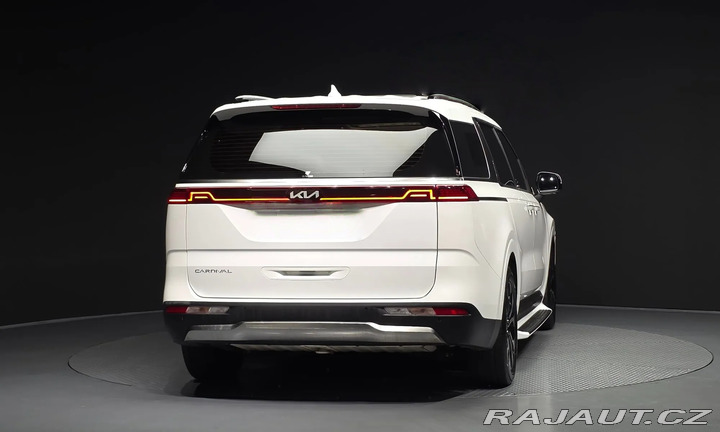 Kia Carnival NOBLESSE 3.5V6 2021