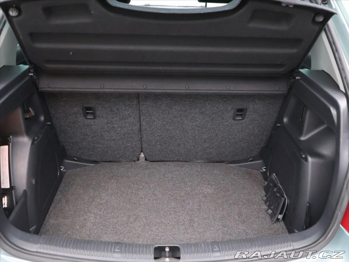 Škoda Fabia 1.2 i 51kW Elegance Sport 2010