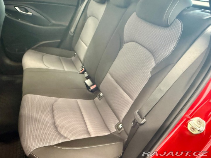Hyundai i30 1,5 DPi COMFORT 1.MAJITEL 2022