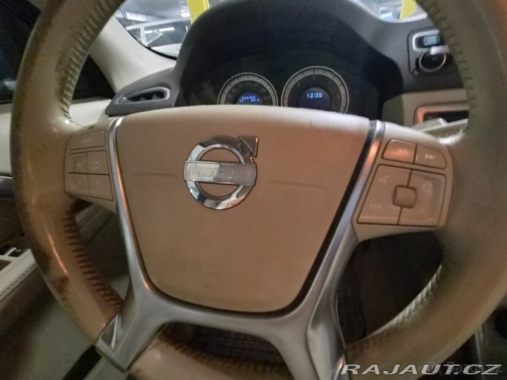 Volvo V70 2,4 D5 4x4 158KW 2011