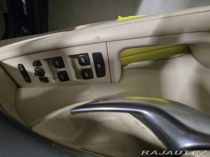 Volvo V70 2,4 D5 4x4 158KW 2011