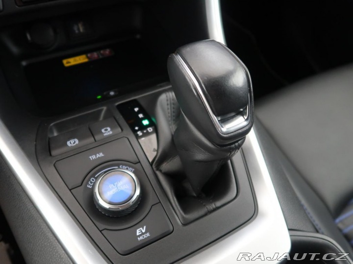 Toyota RAV4 2.5Hybrid,4x4,CZ,Selectio 2022