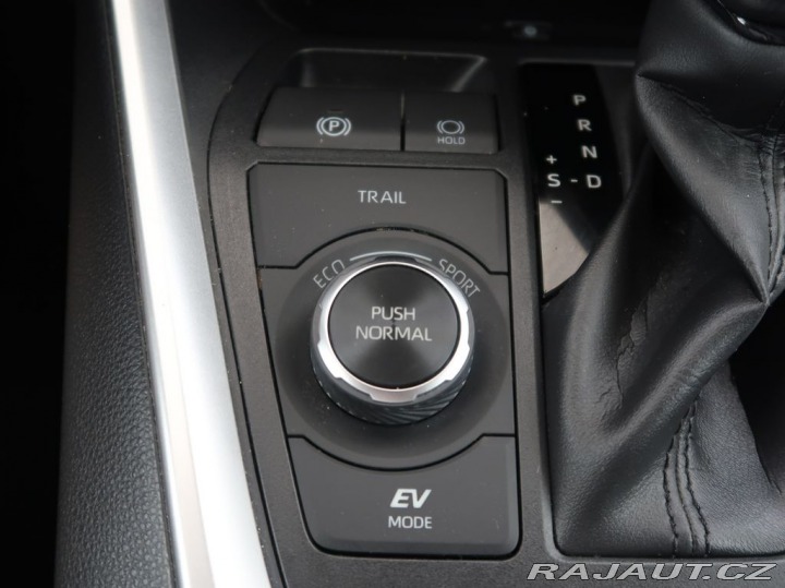 Toyota RAV4 2.5Hybrid,4x4,1Maj,Comfor 2022