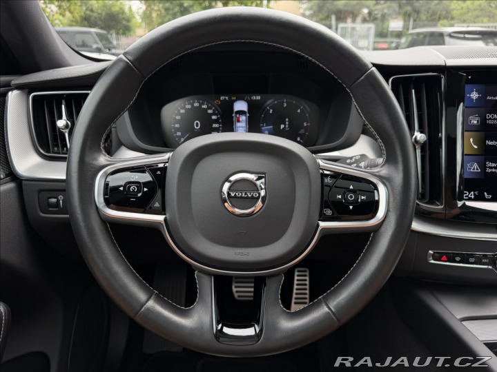 Volvo XC60 B4 2.0d 4X4 R-Design 2021