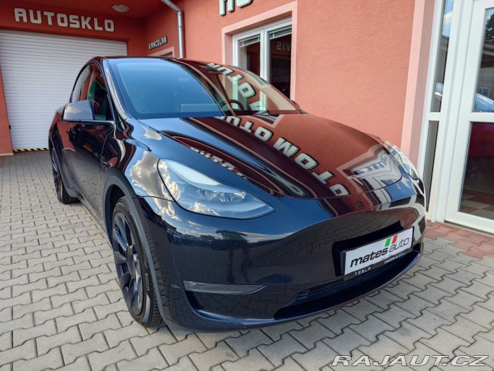 Tesla Model Y Long Range Dual Motor 378 2023