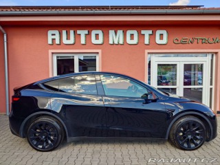 Tesla Model Y Long Range Dual Motor 378 2023