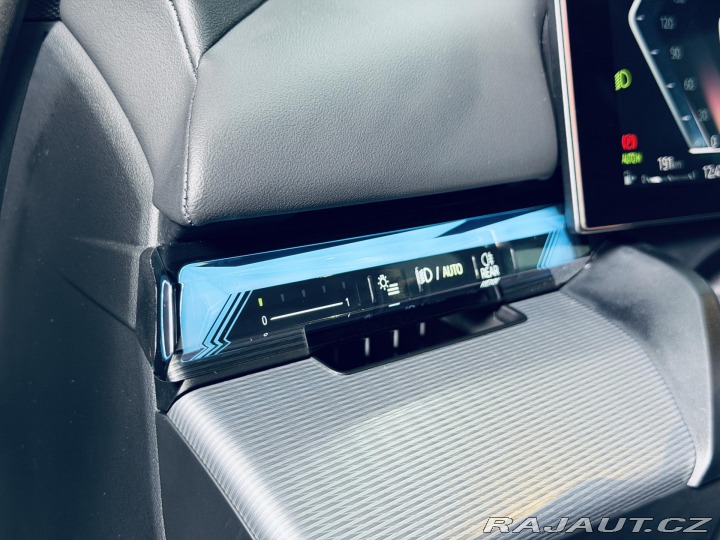 BMW 5 520i*ZÁRUKA*TAŽNÉ*HARM&am 2025