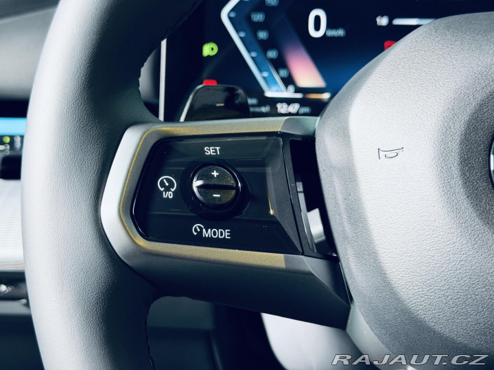 BMW 5 520i*ZÁRUKA*TAŽNÉ*HARM&am 2025