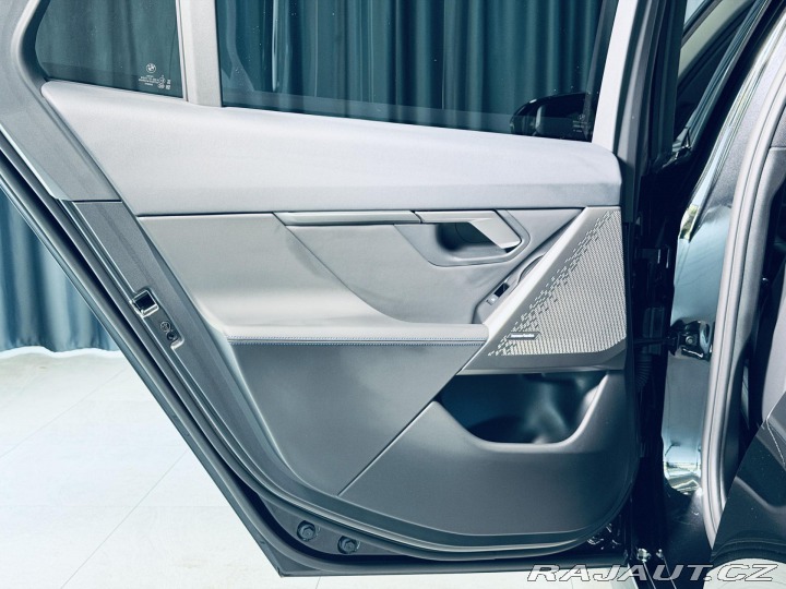BMW 5 520i*ZÁRUKA*TAŽNÉ*HARM&am 2025