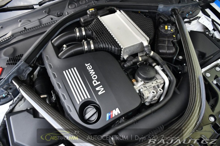 BMW M4 3.0i 45tKM!! ČR DPH LED 2019