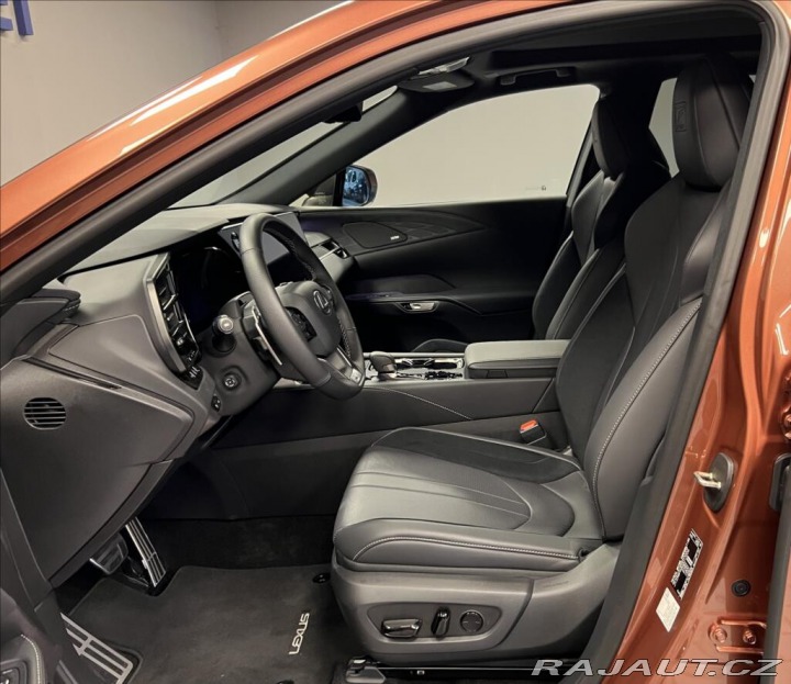 Lexus Ostatní modely RX 500h 2,4 HEV F SPORT PLUS PANO 2025