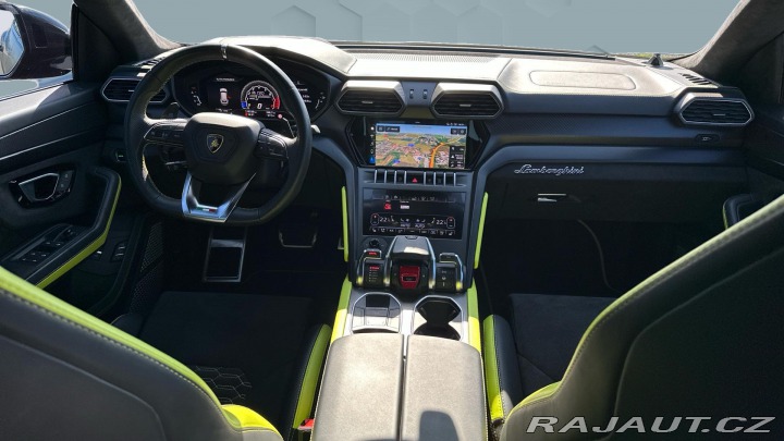 Lamborghini Urus Graphite Capsule 2021