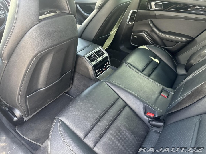 Porsche Panamera 4 E-hybrid 2019