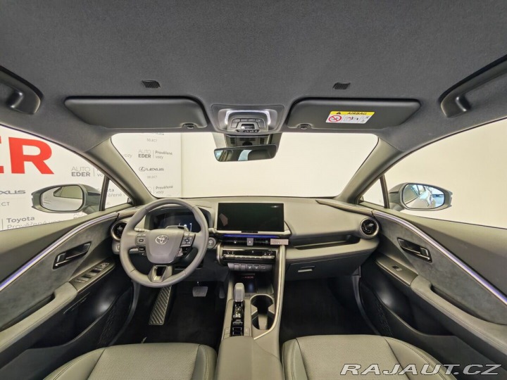 Toyota C-HR 2.0 Plug - in Hybrid ( 22 2026