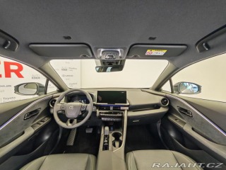 Toyota C-HR 2.0 Plug - in Hybrid ( 22 2026