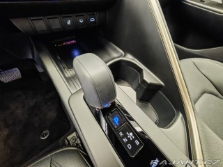 Toyota C-HR 2.0 Plug - in Hybrid ( 22 2026