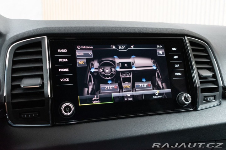 Škoda Karoq 1.5 TSI STYLE*ACC*DPH*ČR 2021
