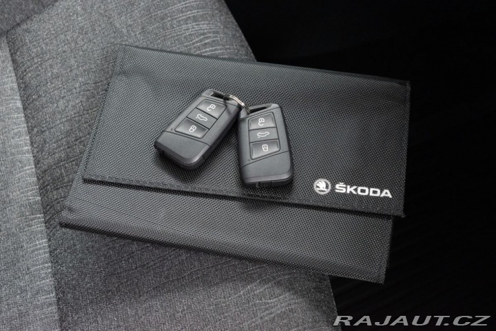 Škoda Karoq 1.5 TSI STYLE*ACC*DPH*ČR 2021