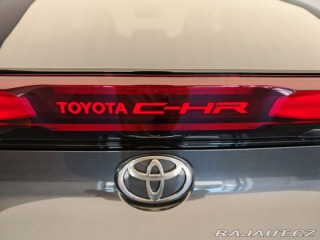 Toyota C-HR 2,0 Plug-in Hybrid Style 1800
