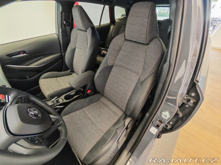 Toyota Corolla 2.0 Hybrid e-CVT Style 2026