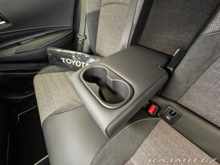 Toyota Corolla 2.0 Hybrid e-CVT Style 2026