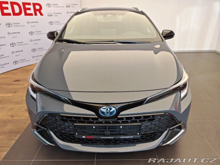 Toyota Corolla 2.0 Hybrid e-CVT Style 1800