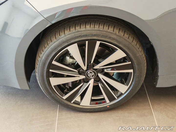 Toyota Corolla 2.0 Hybrid e-CVT Style 2026
