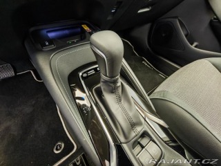 Toyota Corolla 2.0 Hybrid e-CVT Style 1800