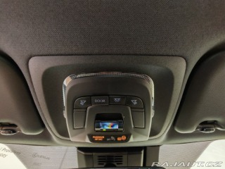 Toyota Corolla 2.0 Hybrid e-CVT Style 1800