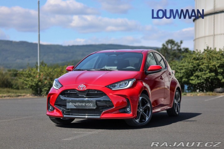 Toyota Yaris 1.5 HEV CVT EXECUTIVE 1800