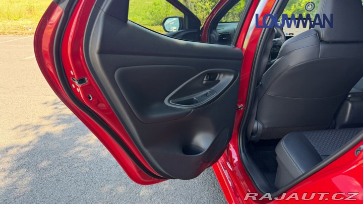 Toyota Yaris 1.5 HEV CVT EXECUTIVE 2026